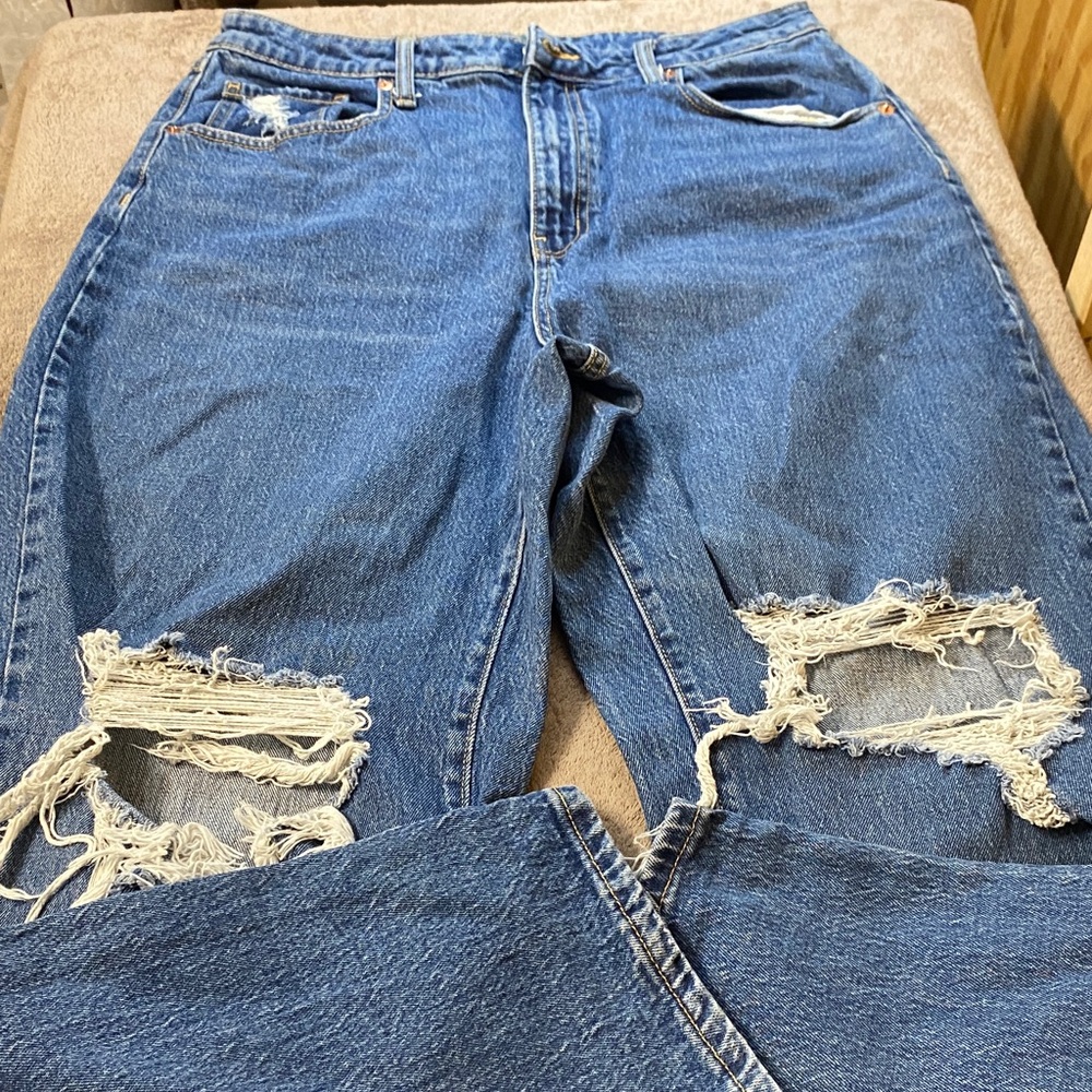 Wild Fable size 14/32R distressed jeans
